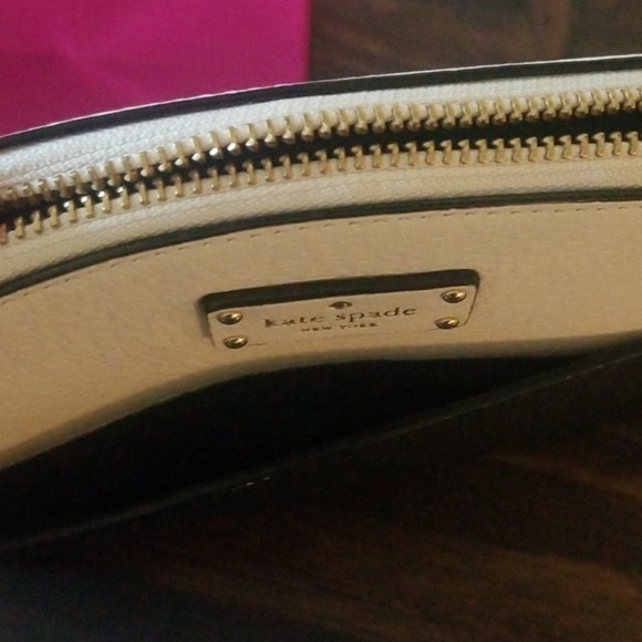 ‼CLOSET CLEAN OUT SALE‼ BNWT KATE SPADE MILLIE - Picture 3 of 4